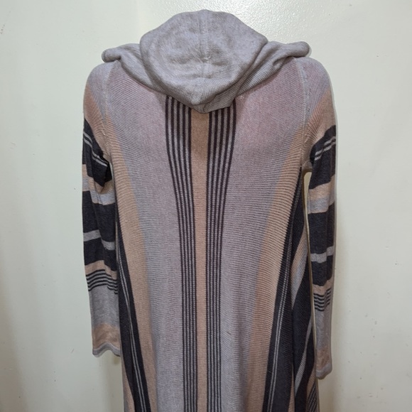 Athleta cardigan sweater wrap with a hood - Picture 8 of 9